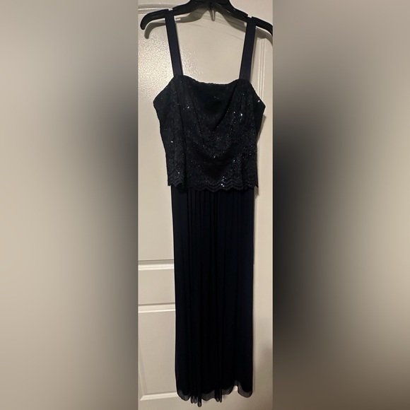 Jessica Howard Formal Dress Sleeveless & Jacket Sequin Accent (New with tags) - Picture 5 of 10